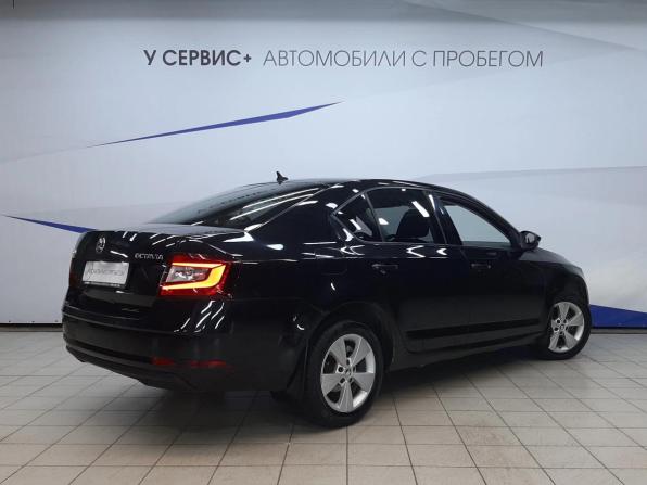 Skoda Octavia III (A7) Рестайлинг с пробегом 2017 года, цена 1 330 000 рублей, 282638 км, лифтбек, Автокод Объявления