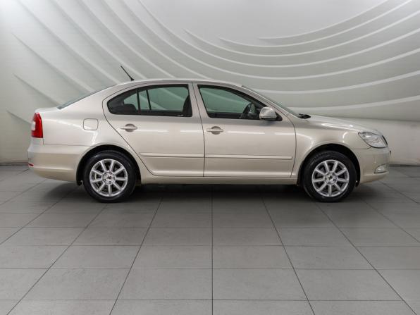Skoda Octavia II (A5) Рестайлинг с пробегом 2012 года, цена 1 048 000 рублей, 179665 км, лифтбек, Автокод Объявления