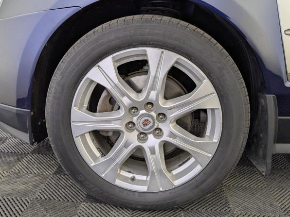 Cadillac SRX II с пробегом 2011 года, цена 1 250 000 рублей, 186475 км, внедорожник, Автокод Объявления