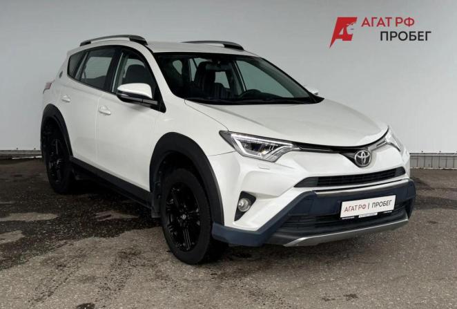 Toyota RAV4 IV (XA40) Рестайлинг с пробегом 2018 года, цена 2 945 000 рублей, 55605 км, внедорожник, Автокод Объявления
