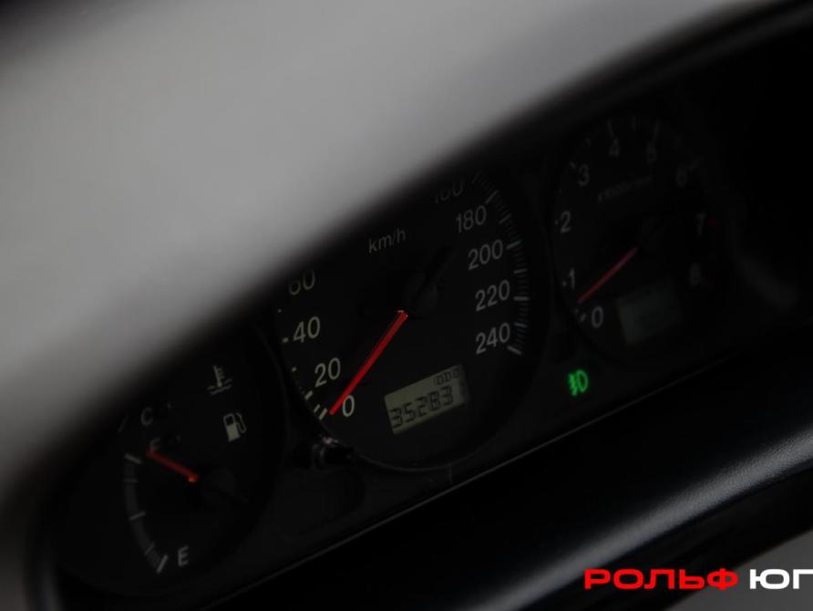 Mazda 626 V (GF) Москва  - изображение 10