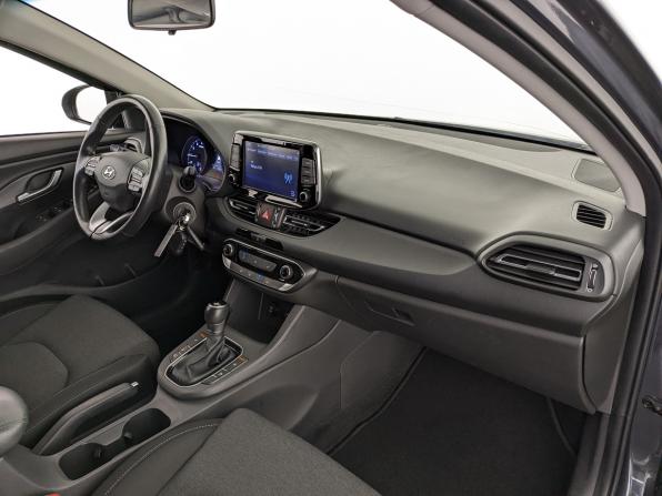 Hyundai i30 III Рестайлинг 2 с пробегом 2022 года, цена 1 820 000 рублей, 103890 км, универсал, Автокод Объявления