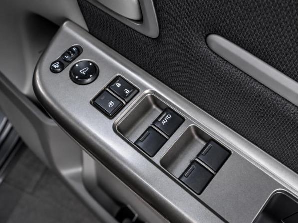 Honda Stepwgn V с пробегом 2015 года, цена 1 479 000 рублей, 160202 км, минивэн, Автокод Объявления