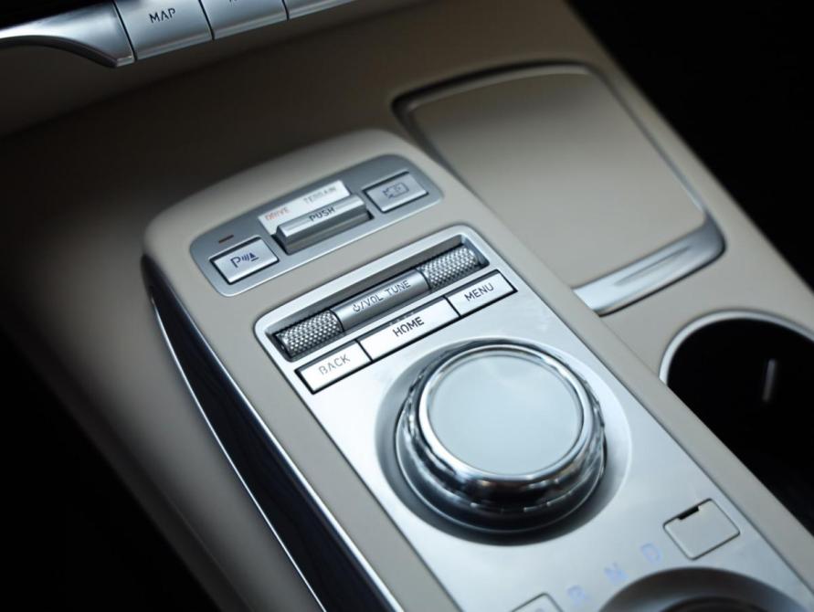 Genesis GV70 I Санкт-Петербург  - изображение 21