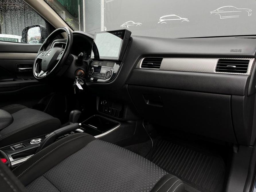 Mitsubishi Outlander III Рестайлинг 2 Санкт-Петербург  - изображение 7