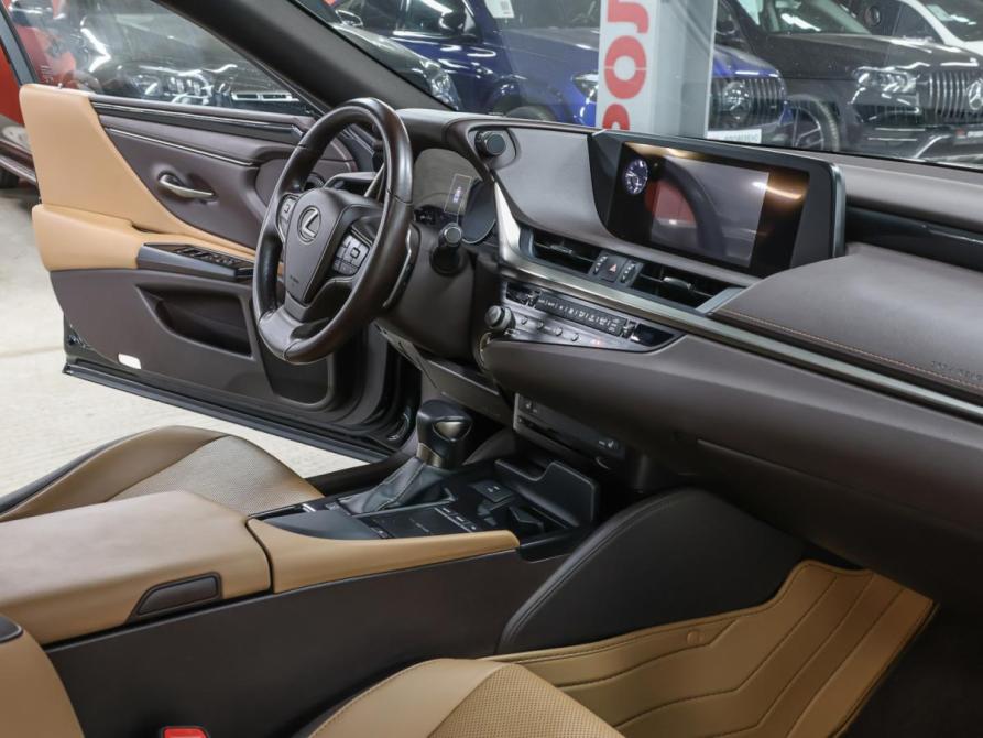 Lexus ES VII Москва  - изображение 11