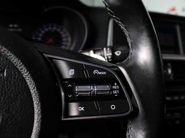Kia Optima IV Рестайлинг с пробегом 2019 года, цена 2 099 000 рублей, 98840 км, седан, Автокод Объявления