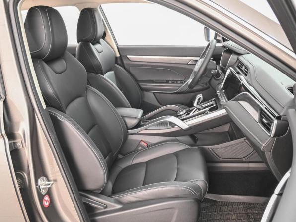 Geely Atlas Pro с пробегом 2023 года, цена 2 199 000 рублей, 29213 км, внедорожник, Автокод Объявления