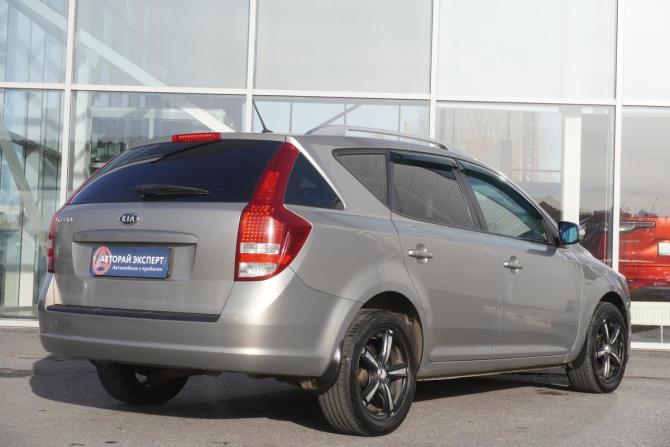 Kia Ceed I Рестайлинг с пробегом 2010 года, цена 689 000 рублей, 218000 км, универсал, Автокод Объявления