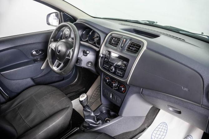 Renault Logan II Рестайлинг с пробегом 2020 года, цена 529 000 рублей, 334500 км, седан, Автокод Объявления
