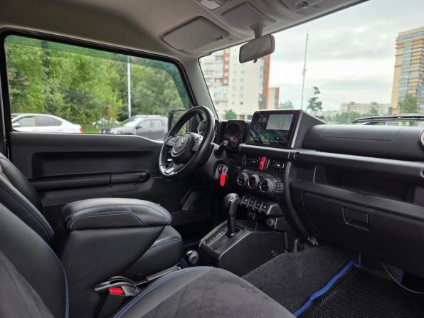 Suzuki Jimny IV с пробегом 2021 года, цена 2 999 000 рублей, 52000 км, внедорожник, Автокод Объявления