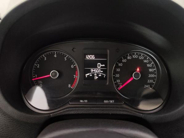 Volkswagen Polo V Рестайлинг с пробегом 2019 года, цена 1 099 000 рублей, 94000 км, седан, Автокод Объявления