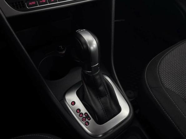 Volkswagen Polo V Рестайлинг с пробегом 2017 года, цена 1 275 000 рублей, 82725 км, седан, Автокод Объявления