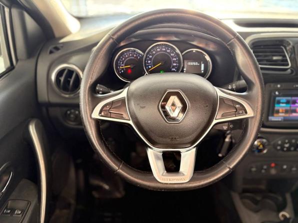 Renault Logan II Рестайлинг с пробегом 2019 года, цена 1 099 000 рублей, 133247 км, седан, Автокод Объявления