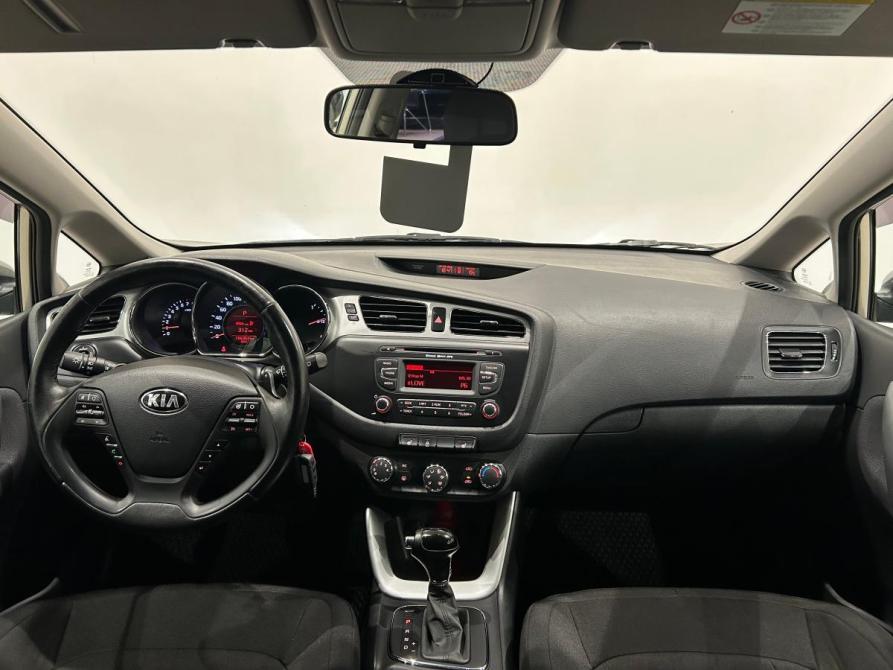 Kia Ceed II Санкт-Петербург  - изображение 17
