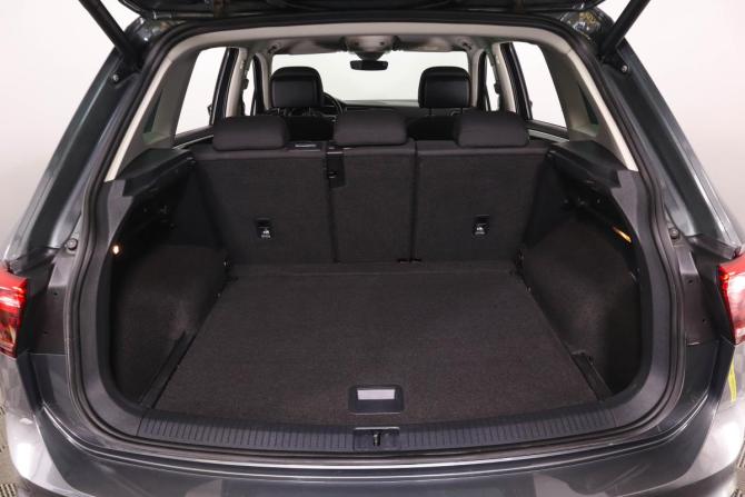 Volkswagen Tiguan II Рестайлинг с пробегом 2021 года, цена 3 349 000 рублей, 94000 км, внедорожник, Автокод Объявления