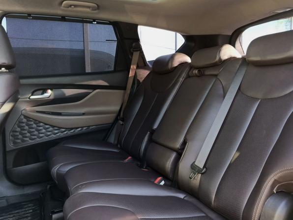 Hyundai Santa Fe IV Рестайлинг с пробегом 2022 года, цена 3 949 000 рублей, 21600 км, внедорожник, Автокод Объявления