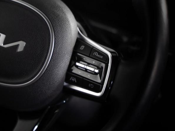 Kia Sorento IV с пробегом 2022 года, цена 3 599 000 рублей, 80924 км, внедорожник, Автокод Объявления