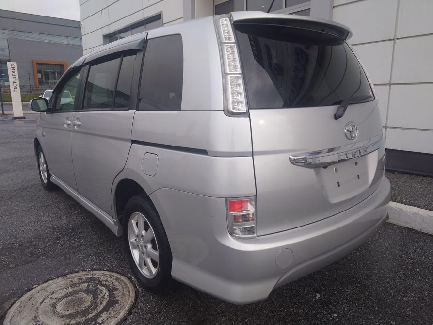 Toyota ISis I Рестайлинг Новокузнецк  - изображение 6
