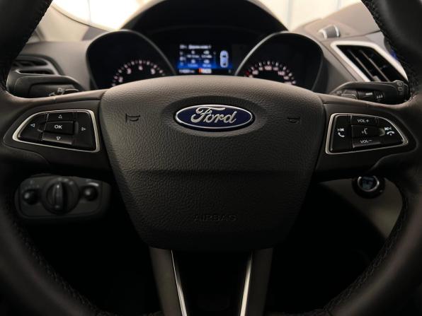 Ford Kuga II Рестайлинг с пробегом 2018 года, цена 1 700 000 рублей, 113000 км, внедорожник, Автокод Объявления