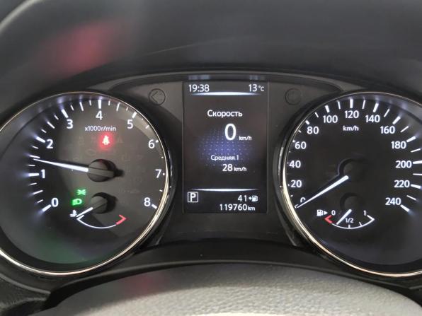Nissan Qashqai II с пробегом 2018 года, цена 1 925 000 рублей, 119759 км, внедорожник, Автокод Объявления
