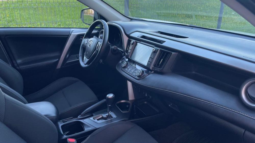 Toyota RAV4 IV (XA40) Рестайлинг Азнакаево  - изображение 18