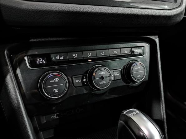 Volkswagen Tiguan II с пробегом 2018 года, цена 3 050 000 рублей, 84489 км, внедорожник, Автокод Объявления