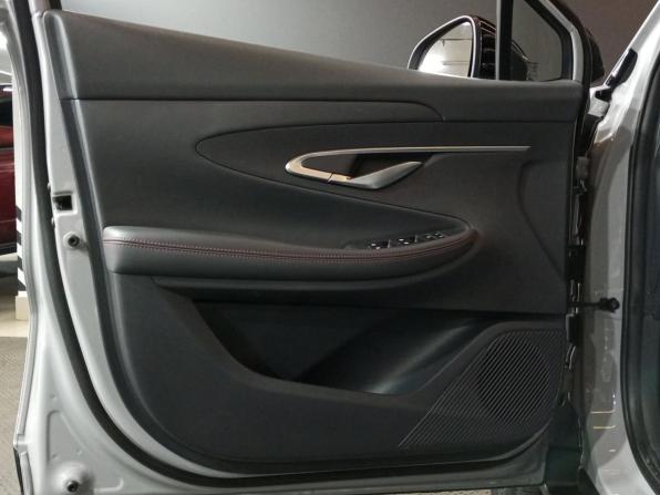 Changan UNI-T I с пробегом 2024 года, цена 2 200 000 рублей, 6846 км, внедорожник, Автокод Объявления