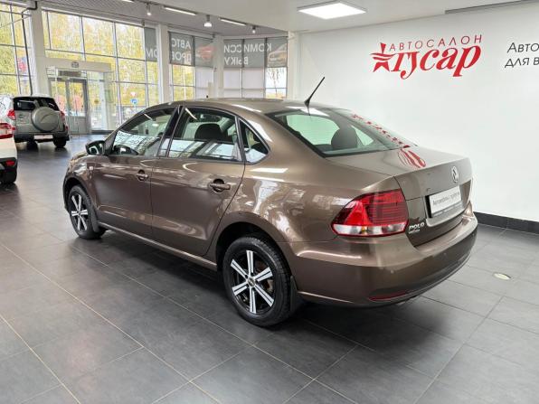 Volkswagen Polo V Рестайлинг с пробегом 2016 года, цена 1 148 000 рублей, 76915 км, седан, Автокод Объявления