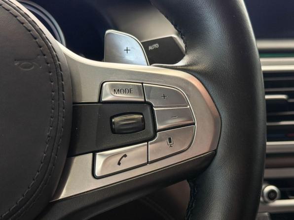 BMW 7 серии VI (G11/G12) с пробегом 2017 года, цена 3 947 000 рублей, 177654 км, седан, Автокод Объявления