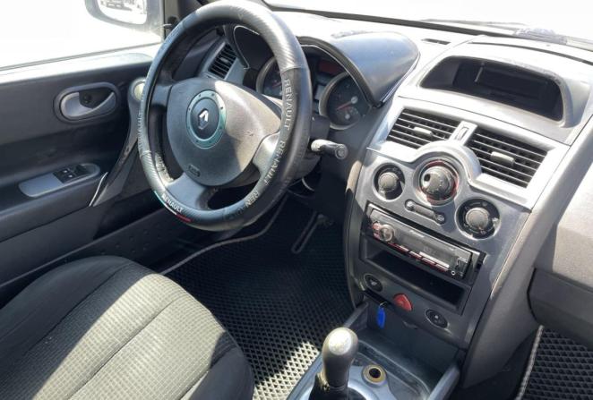 Renault Megane II с пробегом 2004 года, цена 220 000 рублей, 237000 км, седан, Автокод Объявления