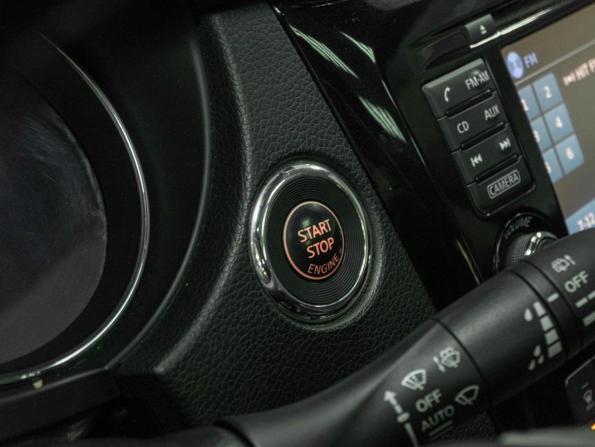 Nissan Qashqai II с пробегом 2014 года, цена 1 620 000 рублей, 101641 км, внедорожник, Автокод Объявления