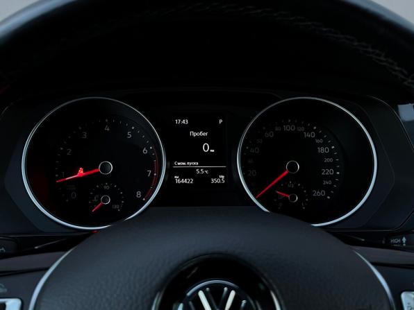 Volkswagen Tiguan II с пробегом 2019 года, цена 1 896 300 рублей, 164422 км, внедорожник, Автокод Объявления