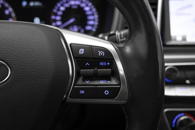 Hyundai Sonata VII (LF) Рестайлинг с пробегом 2017 года, цена 1 850 000 рублей, 143431 км, седан, Автокод Объявления