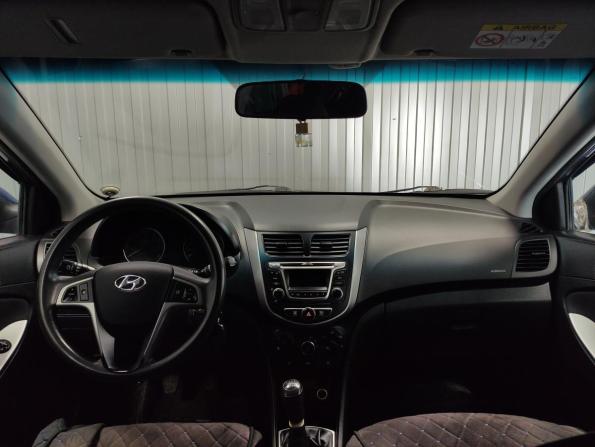 Hyundai Solaris I Рестайлинг с пробегом 2016 года, цена 847 000 рублей, 173398 км, хэтчбек, Автокод Объявления
