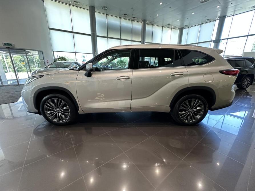 Toyota Highlander IV (XU70) Казань  - изображение 10