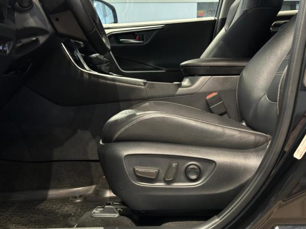 Toyota RAV4 V (XA50) с пробегом 2020 года, цена 3 500 000 рублей, 105000 км, внедорожник, Автокод Объявления