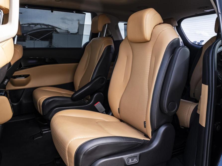 Kia Carnival IV Москва  - изображение 16