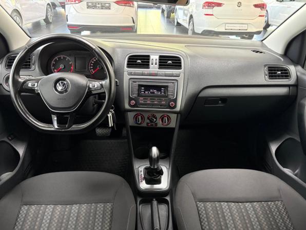 Volkswagen Polo V Рестайлинг с пробегом 2020 года, цена 1 388 000 рублей, 97315 км, седан, Автокод Объявления