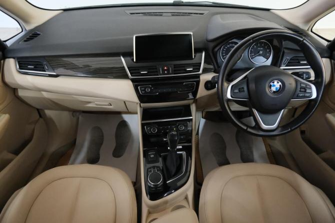 BMW 2 серии Active Tourer F45 с пробегом 2016 года, цена 1 629 000 рублей, 104000 км, компактвэн, Автокод Объявления