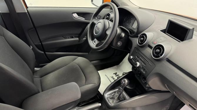 Audi A1 I (8X) с пробегом 2013 года, цена 999 000 рублей, 88600 км, хэтчбек, Автокод Объявления