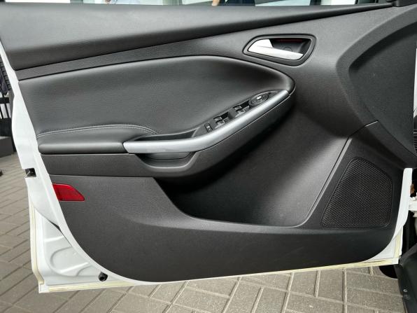 Ford Focus III с пробегом 2012 года, цена 847 777 рублей, 152033 км, хэтчбек, Автокод Объявления