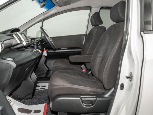 Honda Freed I с пробегом 2011 года, цена 1 070 000 рублей, 105377 км, компактвэн, Автокод Объявления
