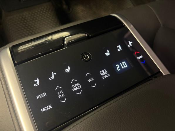Toyota Camry VIII (XV70) с пробегом 2018 года, цена 3 199 000 рублей, 143356 км, седан, Автокод Объявления