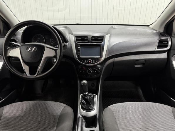 Hyundai Solaris I с пробегом 2012 года, цена 820 000 рублей, 152035 км, седан, Автокод Объявления