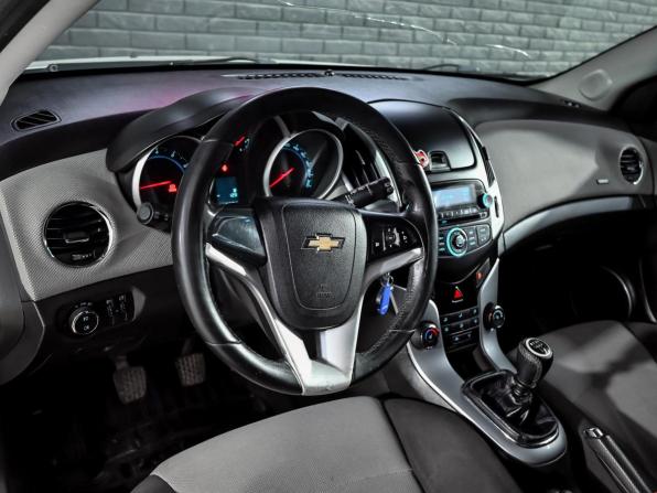 Chevrolet Cruze I Рестайлинг с пробегом 2013 года, цена 680 000 рублей, 232597 км, универсал, Автокод Объявления