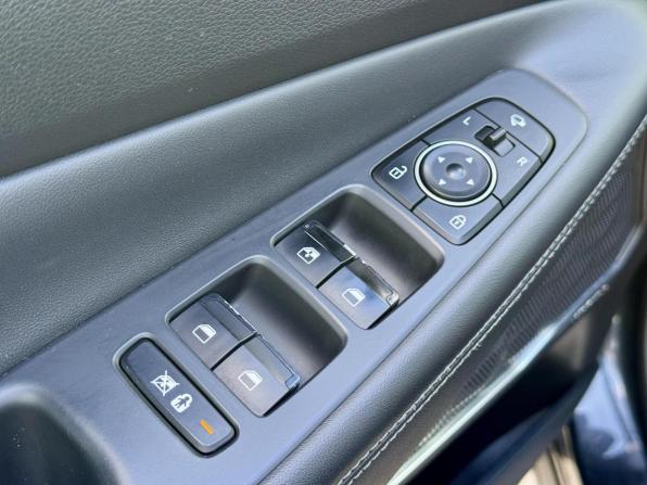 Hyundai Santa Fe IV с пробегом 2018 года, цена 2 877 000 рублей, 130093 км, внедорожник, Автокод Объявления