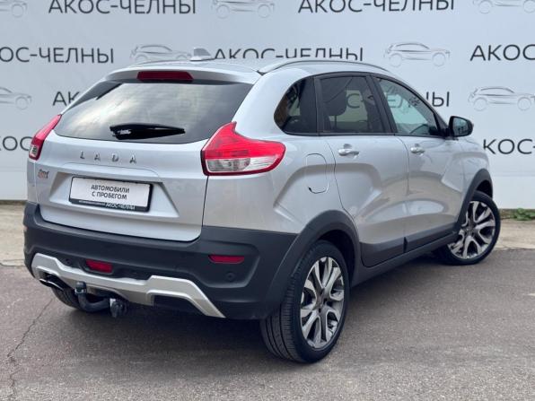 Lada (ВАЗ) XRAY I с пробегом 2018 года, цена 940 000 рублей, 128075 км, хэтчбек, Автокод Объявления