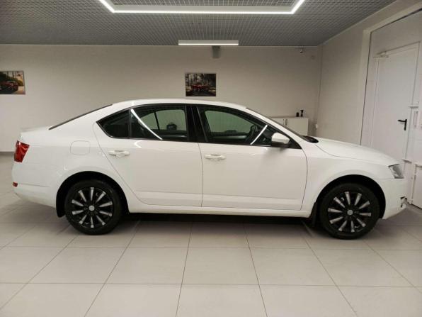 Skoda Octavia III (A7) с пробегом 2016 года, цена 1 236 000 рублей, 131573 км, лифтбек, Автокод Объявления
