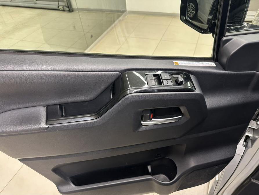 Toyota HiAce H300 Москва  - изображение 12